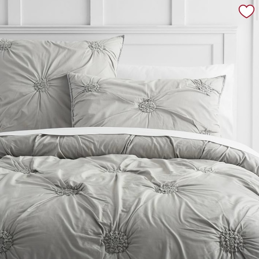 Pottery Barn Teen grey ruched rosette duvet cover TWIN